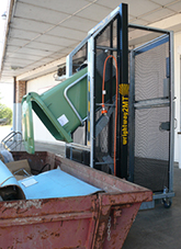 Safe tipping: bin lifter tipping at 800mm